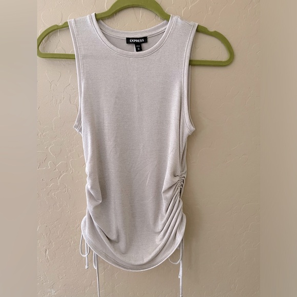 Express tank top - Picture 1 of 2